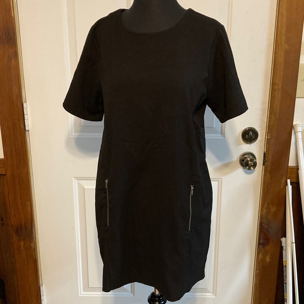 Elegant Black Dress